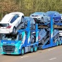 icon Car transport trailer driving (Trailer transportasi mobil mengemudi)